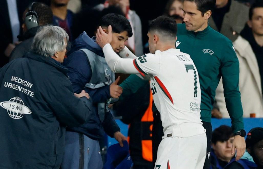 开云体育官网登入-太阳报:内托推球童没拿黄牌,欧足联可能介入并进行追加处罚